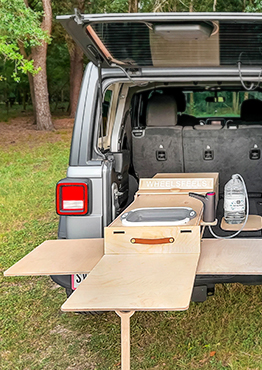 Car pullout kitchen for suv or sedan trunk